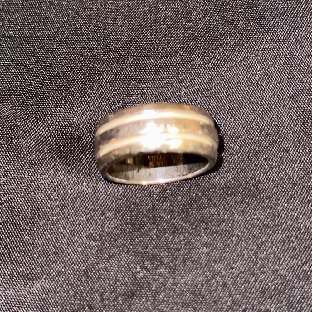 TIFFANY & CO: Sterling Silver Atlas Groove Band